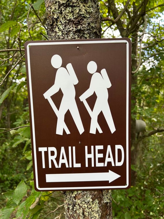 The Dreamer's Loop Trailhead Sign